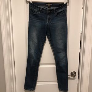 Lucky Brand skinny jeans